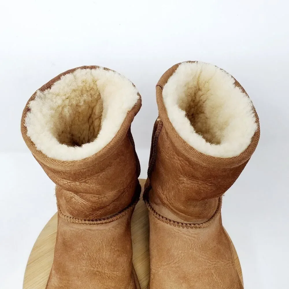 UGG‎ Classic Short II Boots Women 6 Brown Suede Shearling Lined Shoes Distressed